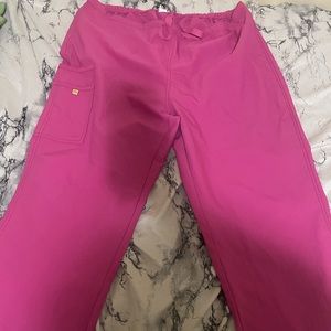 Wonderwink Scrub Top And Bottoms